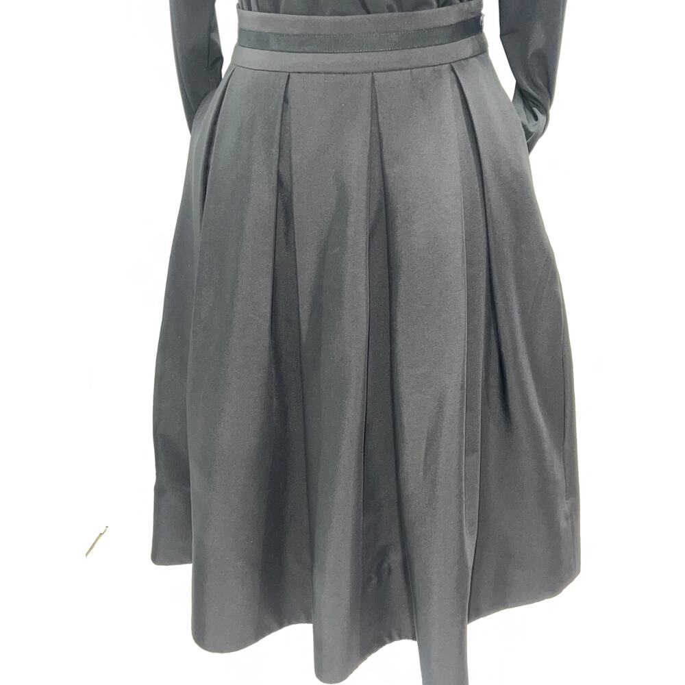 White House Black Market Skirt, Size 4 – Elegant Black, Delicate & Sophisticated - Picture 5 of 16